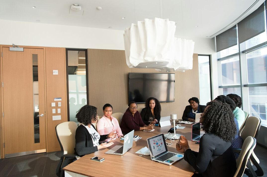 body language in meeting